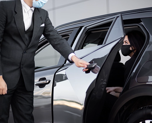 Luxury transportation service - Top Class Chauffeurs, executive travel, high-end limo service